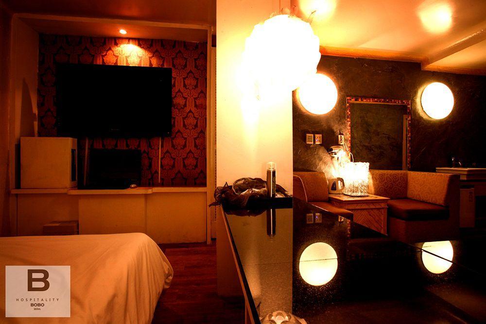 Bobo Hotel Hongdae Seúl Exterior foto